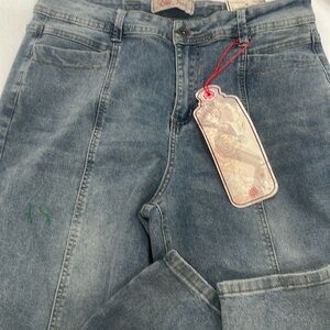 Elite jeans high rise ankle length Jeans size 15/32 stretchy